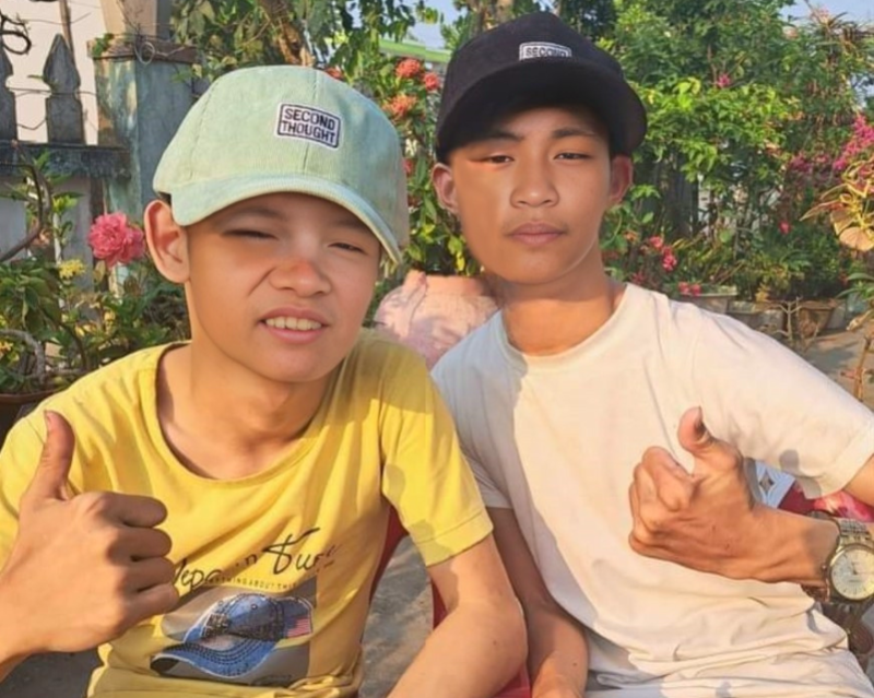 Trong’s Hat Business…